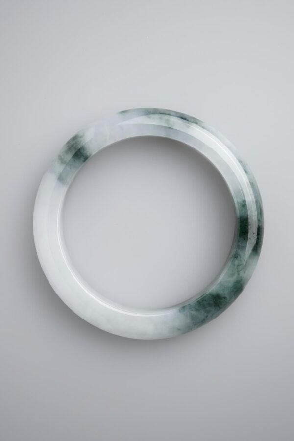 Verdant Form — Deep Moss